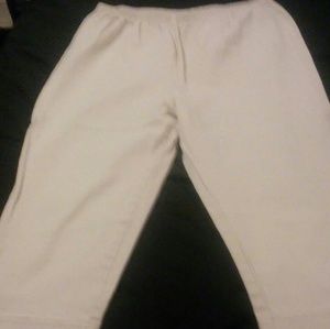 Cervelle Beige Capris Large